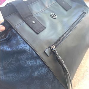 🕉️ Lululemon Om On Duffle w/ Mat Carrier 🕉️